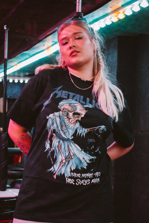 Metallica Doris Printed Black Tshirt