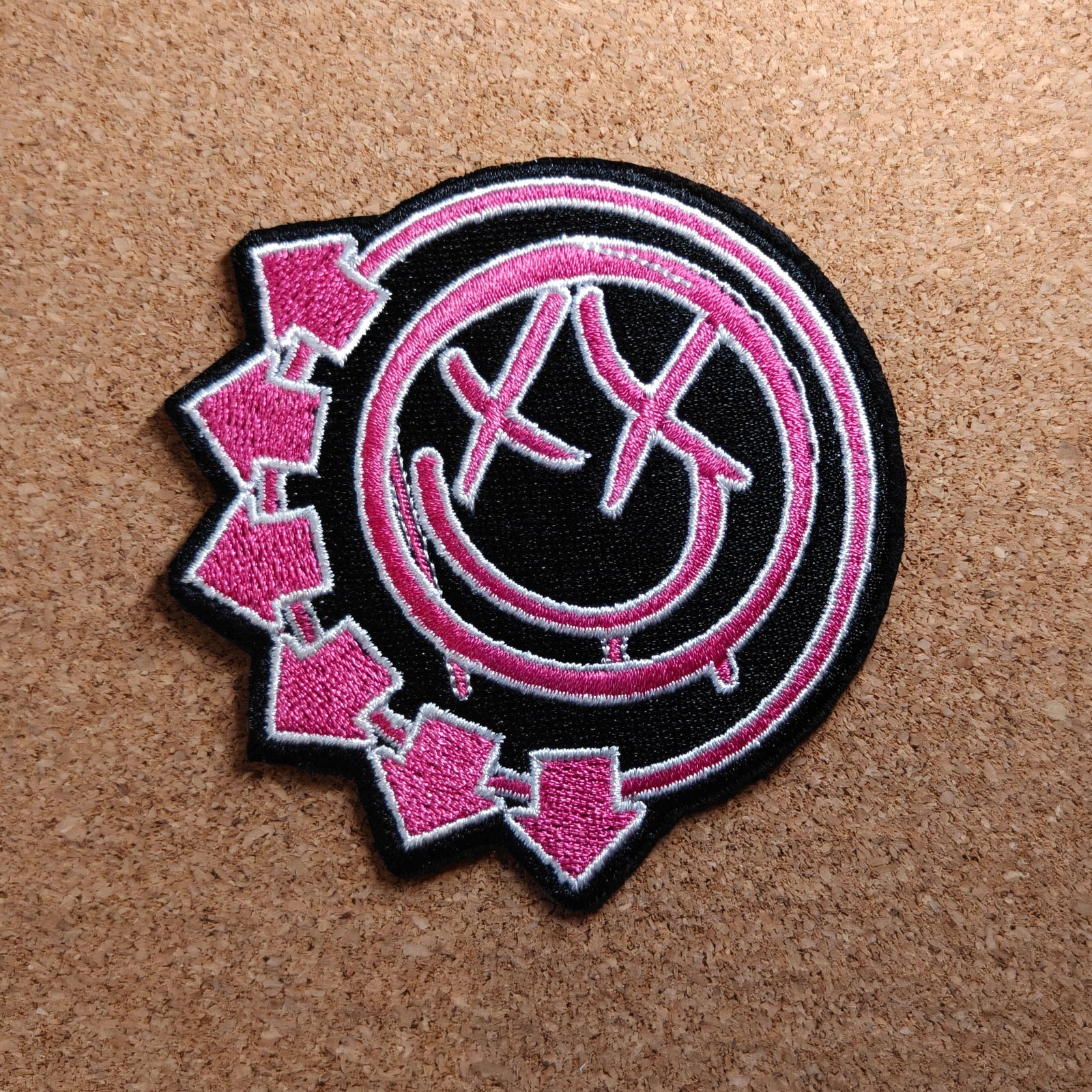 Blink 182 Pink 6 Arrow Smiley Patch (Iron On)